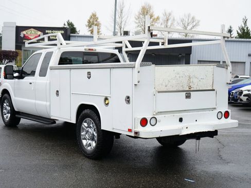 Used 2014 Ford F350 Lariat w/ Lariat Interior Package image 3