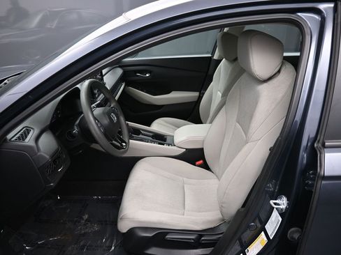 Certified 2023 Honda Accord LX image 18