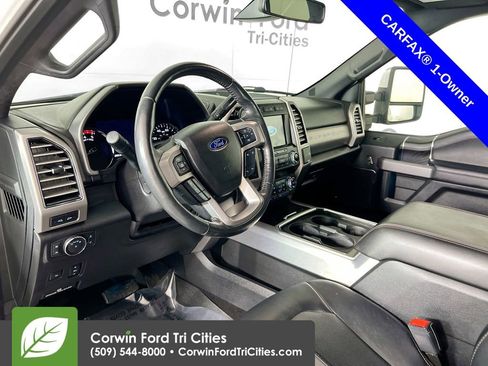 Used 2019 Ford F250 Platinum w/ Platinum Ultimate Package AWD/4WD image 3