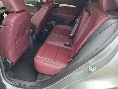 New 2026 Buick Envision Sport Touring image 9