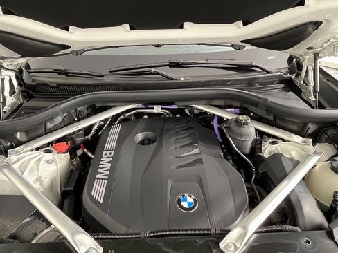 Used 2024 BMW X5 xDrive40i w/ Parking Assistance Package image 18