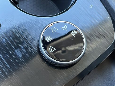 New 2026 Nissan Rogue SV image 26