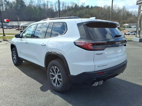 New 2026 GMC Acadia AT4 w/ Luxury Package image 4