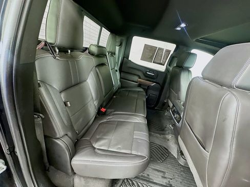 Used 2021 Chevrolet Silverado 1500 High Country image 27