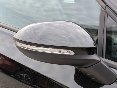 New 2026 Volkswagen GTI SE image 12