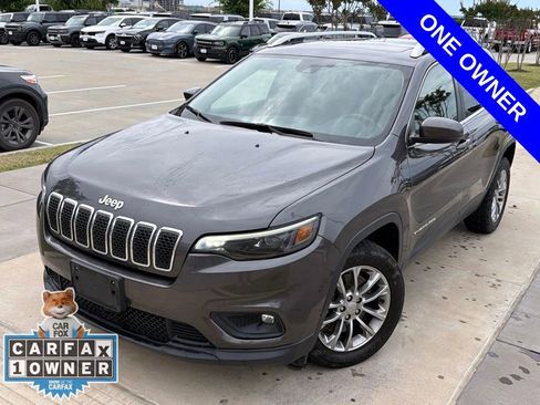 Used 2021 Jeep Cherokee Latitude Lux w/ Sun & Sound Group FWD image 4