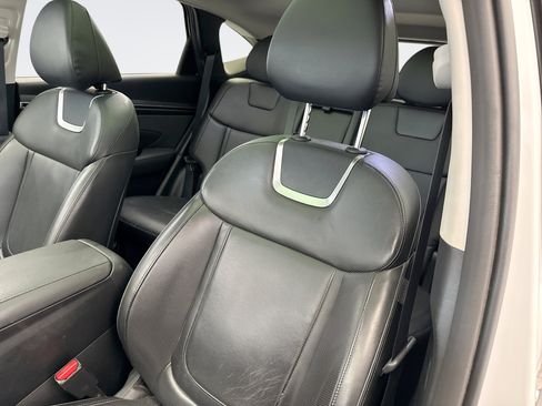 Used 2022 Hyundai Tucson Limited AWD/4WD image 10