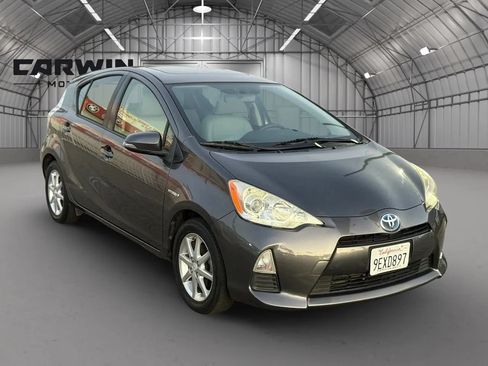 Used 2012 Toyota Prius C Three FWD image 3