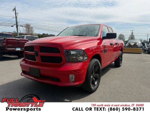 Used 2019 RAM 1500 Express w/ Express Value Package AWD/4WD image 4