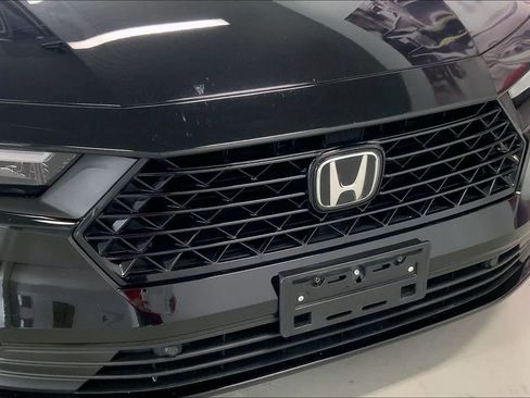 Used 2023 Honda Accord Touring image 30
