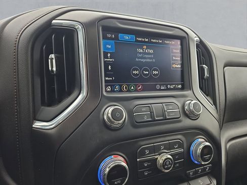 Used 2020 GMC Sierra 1500 AT4 w/ AT4 Premium Package image 9