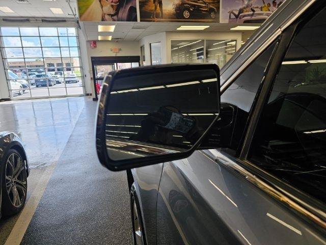 Used 2019 Chevrolet Suburban LT w/ Texas Edition Package AWD/4WD image 39