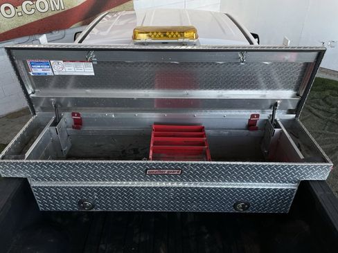 Used 2019 Toyota Tundra SR image 13