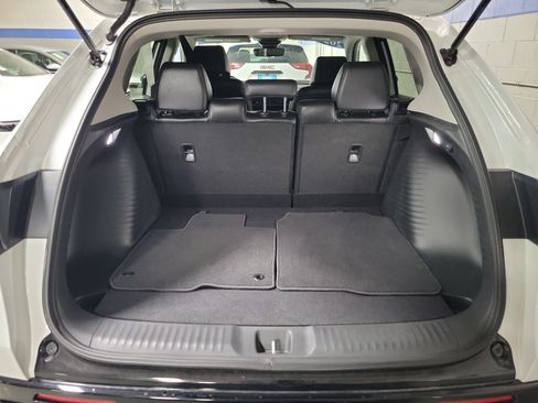 Certified 2026 Honda HR-V EX-L image 8
