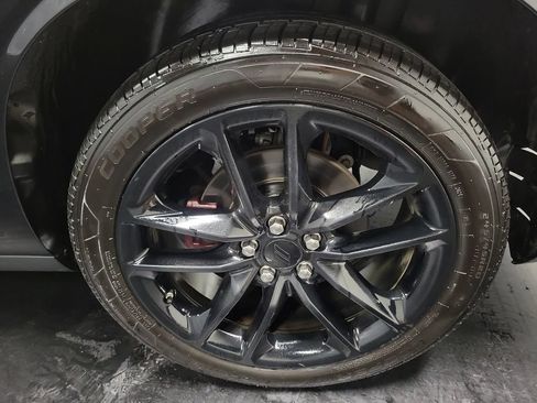 Used 2022 Dodge Challenger GT AWD/4WD image 12