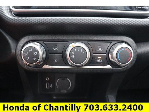 Used 2024 Nissan Kicks S image 16