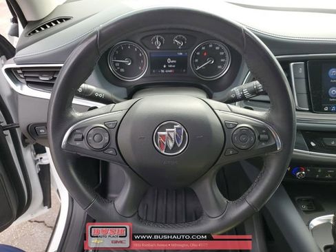 Used 2021 Buick Enclave Essence image 23