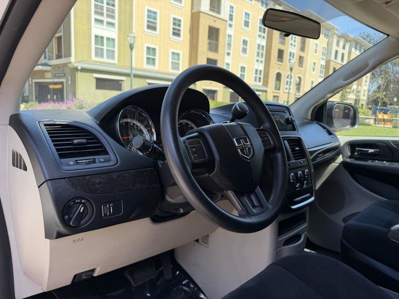 Used 2016 Dodge Grand Caravan SE w/ Quick Order Package 29E SE FWD image 29