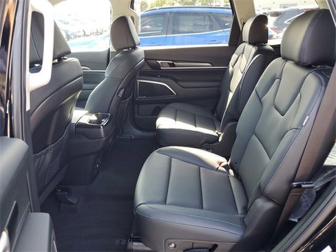 New 2025 Kia Telluride S image 16