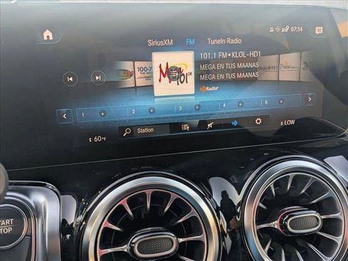 Used 2023 Mercedes-Benz EQB 350 4MATIC SUV image 15