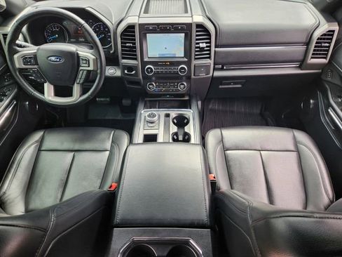 Used 2021 Ford Expedition XLT image 25