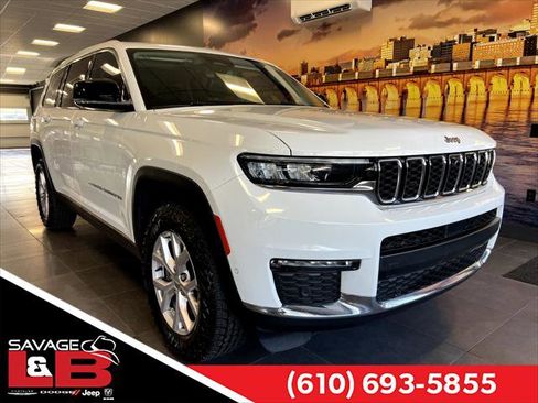 Certified 2022 Jeep Grand Cherokee L Limited w/ Luxury Tech Group II image 1
