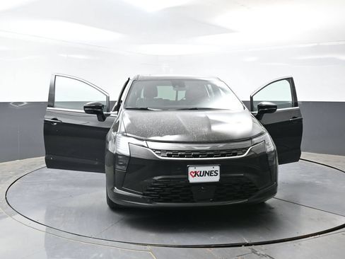 New 2027 Chrysler Pacifica Select FWD image 48
