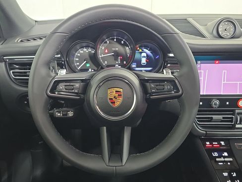 New 2026 Porsche Macan image 14