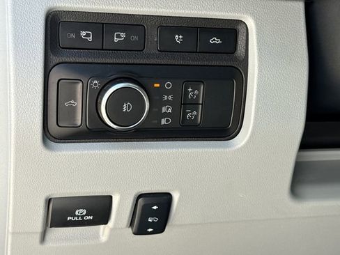 Certified 2024 Ford F450 Limited w/ FX4 Off-Road Package image 24