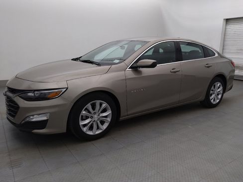 Used 2024 Chevrolet Malibu LT FWD image 2