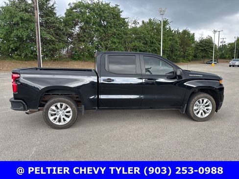 Used 2020 Chevrolet Silverado 1500 Custom w/ Custom Value Package image 9