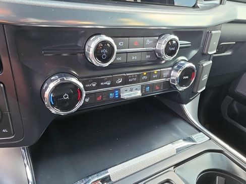 Used 2025 Ford F150 Lariat w/ Equipment Group 501A Mid AWD/4WD image 24