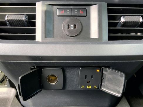 Used 2024 Ford F250 Lariat w/ Lariat Ultimate Package image 33