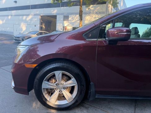 Used 2018 Honda Odyssey EX-L image 6