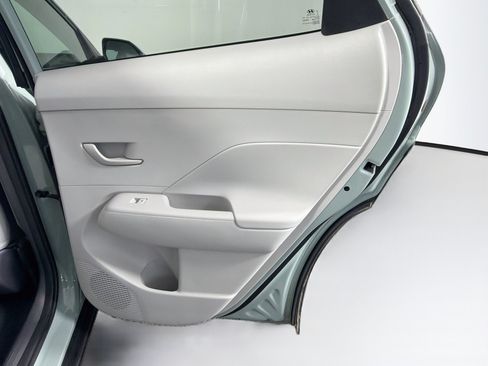 Used 2025 Hyundai Kona SEL FWD image 31