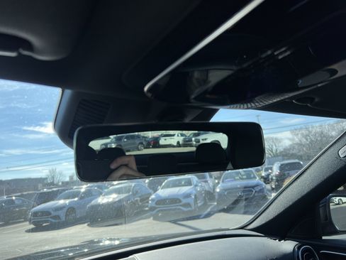 Used 2025 Mercedes-Benz C 300 Sedan image 27