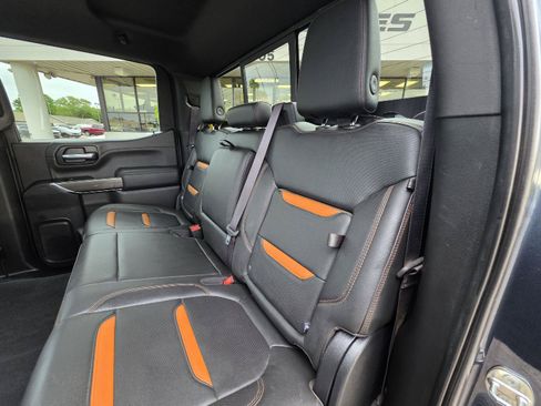 Used 2020 GMC Sierra 1500 AT4 w/ AT4 Premium Package AWD/4WD image 40
