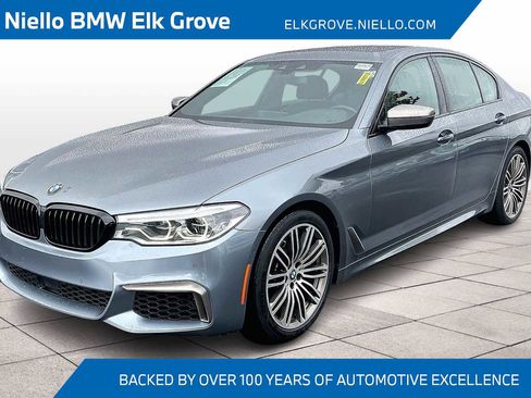 Used 2020 BMW M550i xDrive image 1