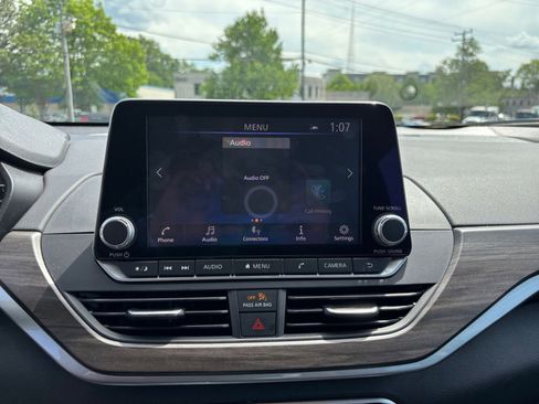 Used 2025 Nissan Altima 2.5 SV image 20