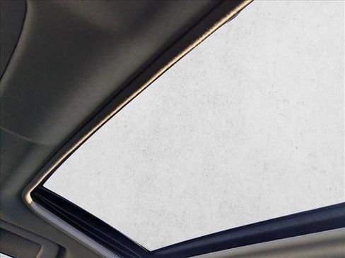 Used 2013 Toyota RAV4 XLE image 20