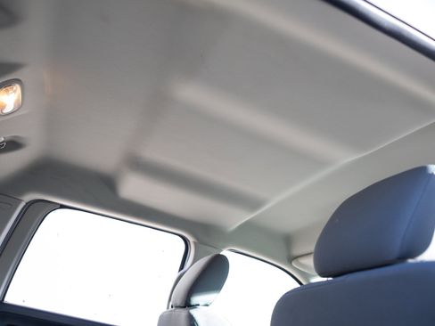 Used 2013 RAM 2500 Tradesman w/ Chrome Appearance Group image 40