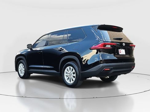 Used 2024 Toyota Grand Highlander AWD image 7