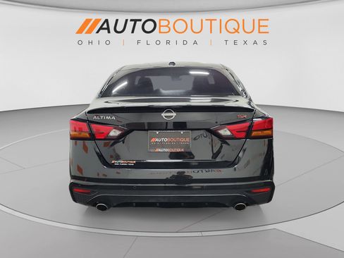 Used 2023 Nissan Altima 2.5 SR w/ SR Premium Package FWD image 4