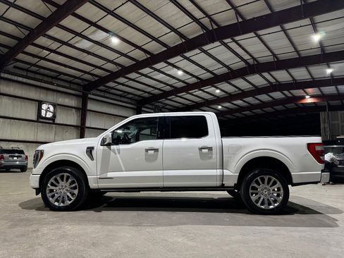 Used 2023 Ford F150 Limited image 8