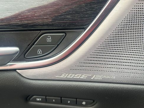 Used 2023 Cadillac XT5 Premium Luxury image 25