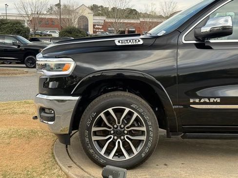 Used 2025 RAM 1500 Limited image 12