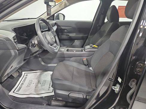 Used 2025 Nissan Kicks S AWD/4WD image 10