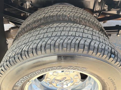 Used 2021 Ford F350 Lariat w/ Lariat Ultimate Package AWD/4WD image 22