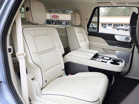 Used 2020 Lincoln Navigator Black Label AWD/4WD image 25