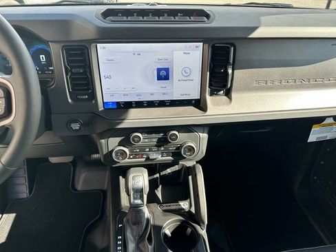 New 2025 Ford Bronco Badlands AWD/4WD image 15
